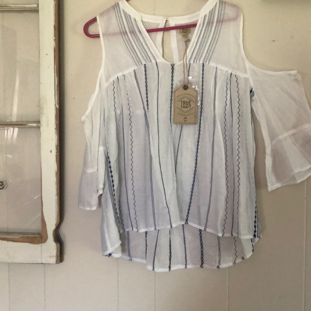 Contemporary Cold Shoulder